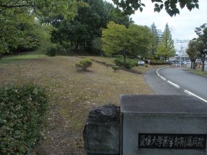 附属病院東口