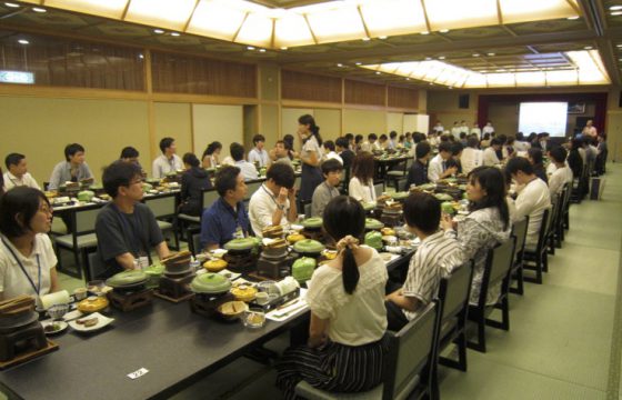 メインイベントの懇親会