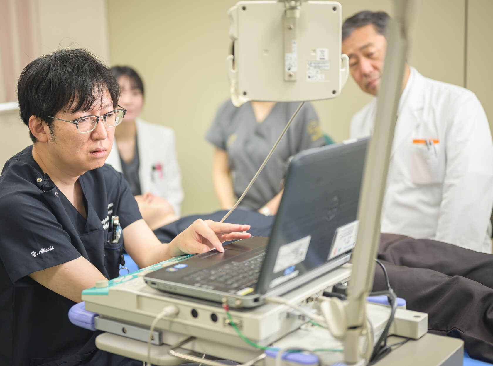 写真:神経伝導検査の様子