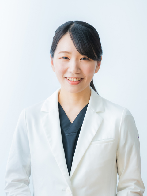中野　志保