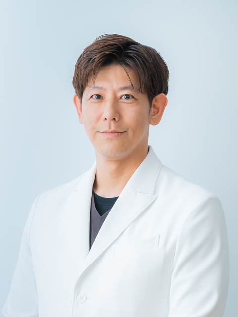 安岡　稔晃