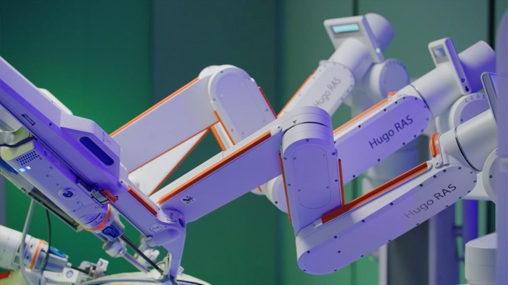 メドトロニック社製手術支援ロボット「HugoTM RASシステム」によるロボット支援下大腸癌切除手術を四国で初めて実施しました。