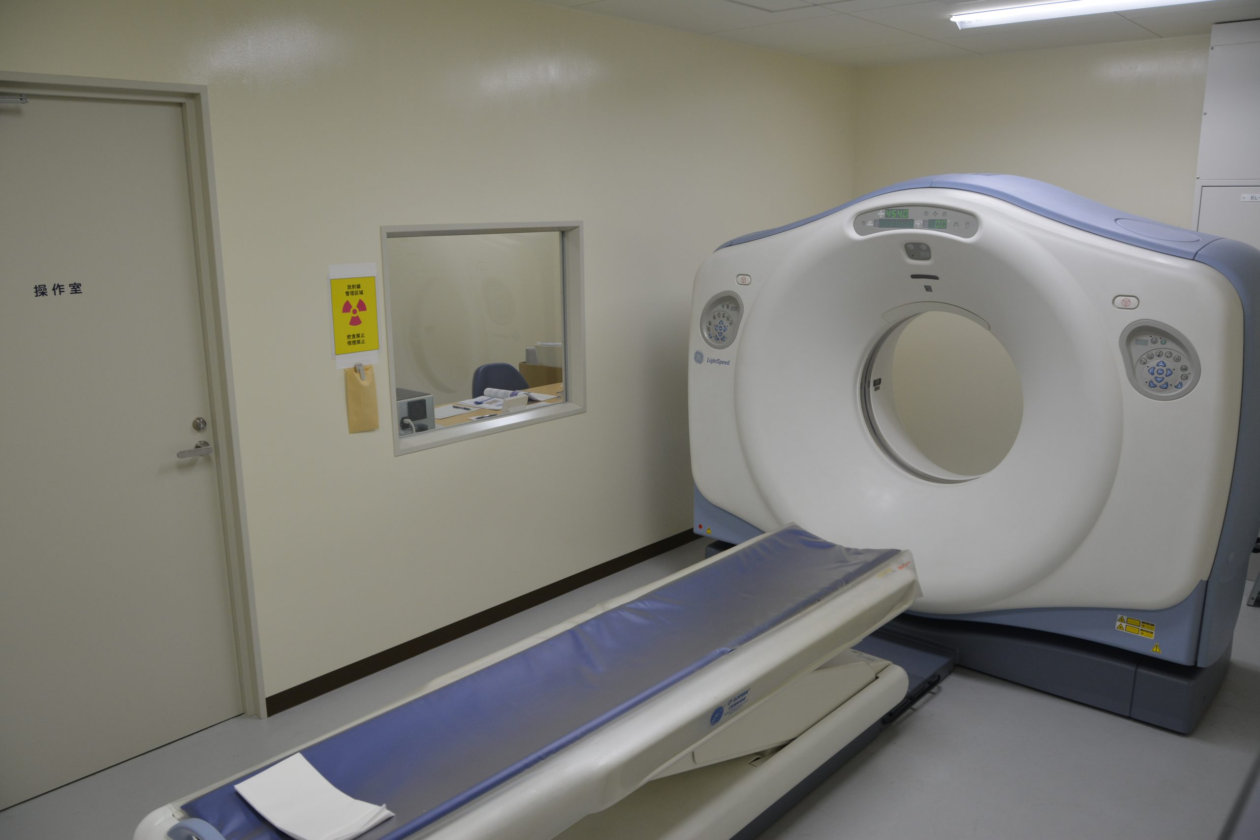 医学部附属Ａｉセンターに，西予市からコンピュータ断層撮影装置を寄贈いただきました。 【１月１６日(金)】
