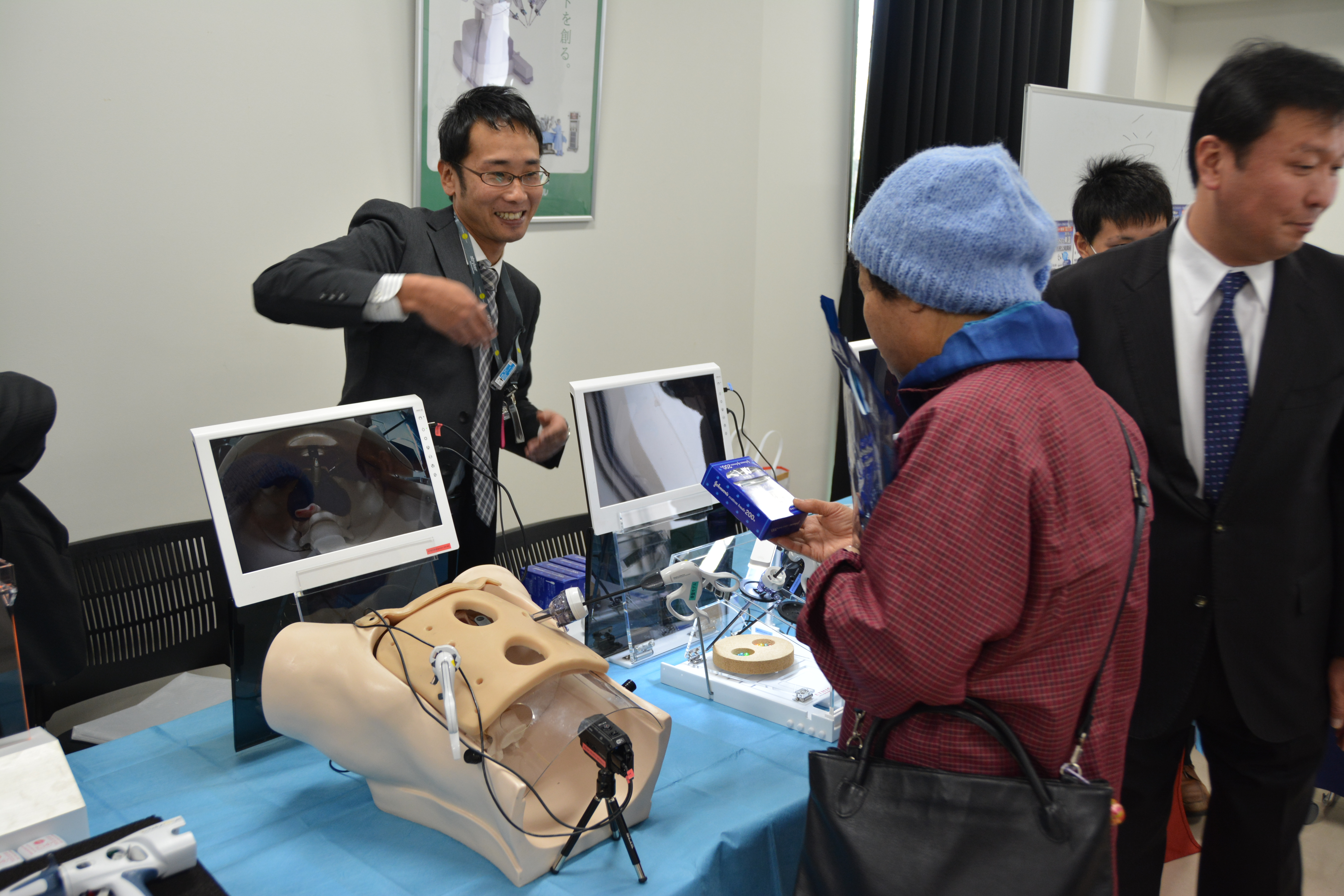 最新医療機器等の展示ブース