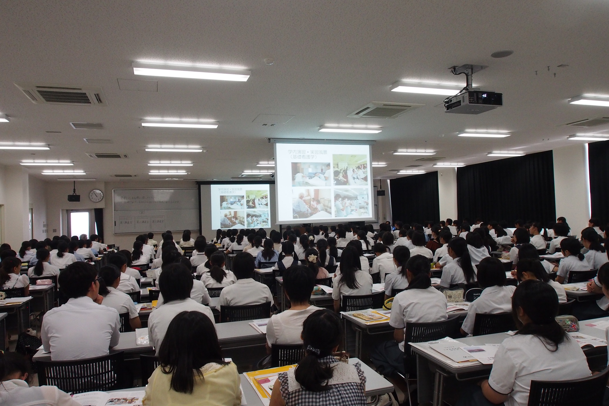 説明会の様子　